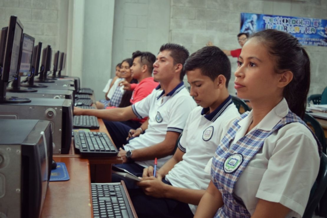 Proyecto de investigación fomento a la permanencia y graduación estudiantiles